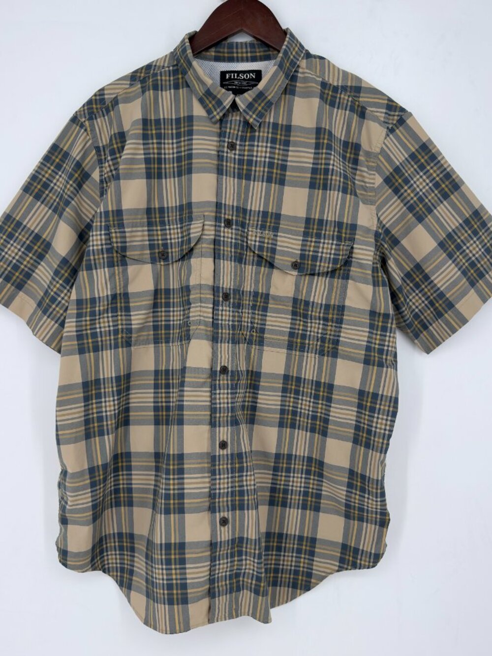 Filson Twin Lakes Sport Shirt Men XL Gold Blue Plaid Vented Fishing Hiking S/S